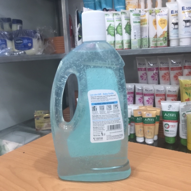 Nước lau sàn nhà Gift Baby Smile hương hoa thiên nhiên chai 1l