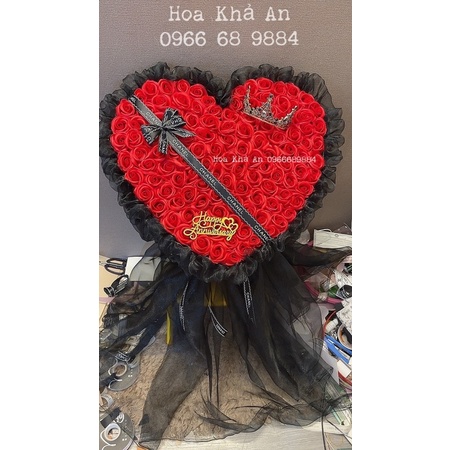 Bó hoa tim sáp 99bông mix vải voan Mỹ cao cấp. Tặng full phụ kiện y hình. Có ship Hoả tốc HN