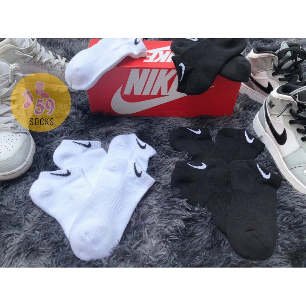 Pack 3 đôi tất / vớ Nike Chính Hãng Cổ Thấp - Màu Trắng - Swoosh59