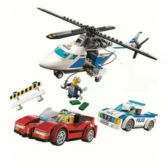 Bộ Xếp Hình Lego BELA Siêu Cảnh Sát đuổi bắt cướp trên trực thăng No.10656 gồm 318 Chi Tiết.