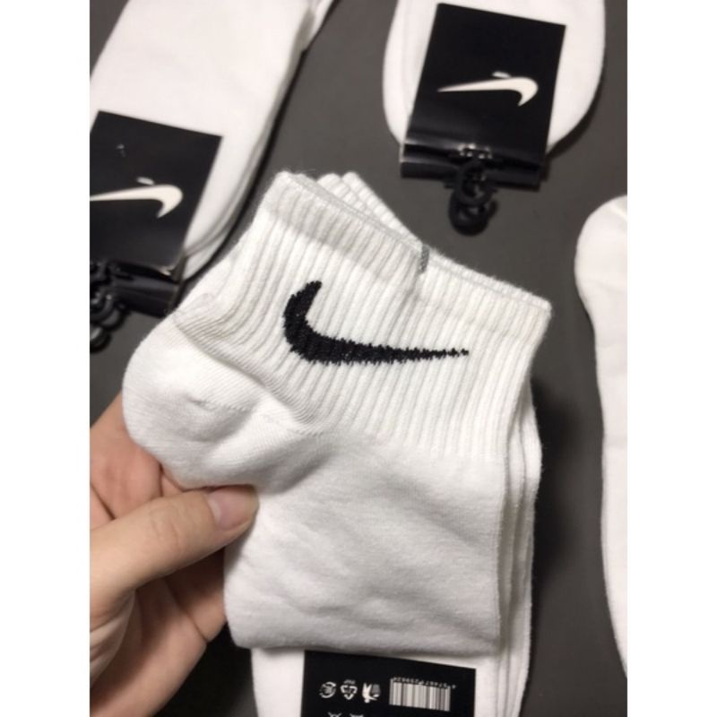 Sét 10 đôi tất Nam, Nữ Adidas, Nike cổ ngắn hai màu trắng, đen