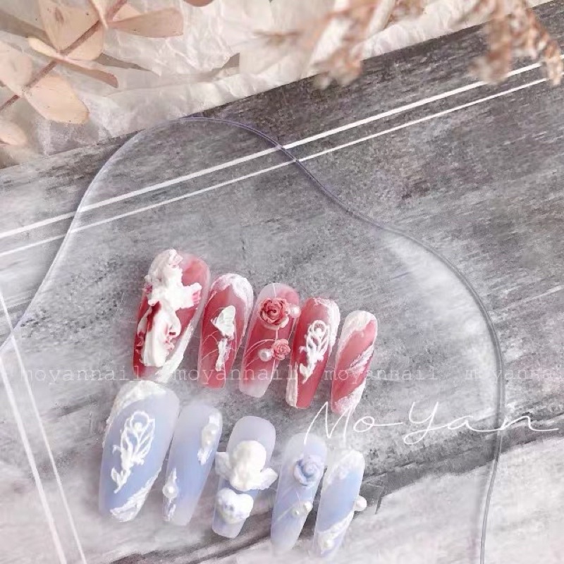 Charm thiên thần trang trí móng mới