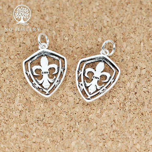 Charm bạc hình tấm khiên thập giá treo - NQ Jewelry