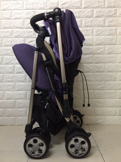 Xe đẩy Combi