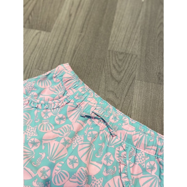 Quần shorts bé gái có size người lớn 55kg>