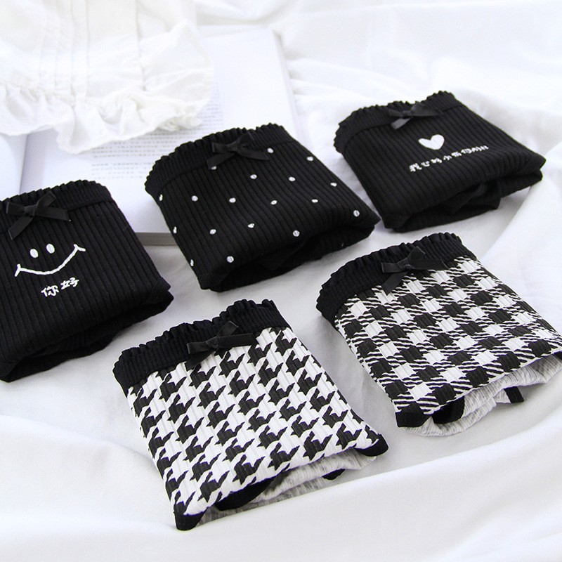 Quần Lót Nữ Cotton Chất Đẹp Black And White 026