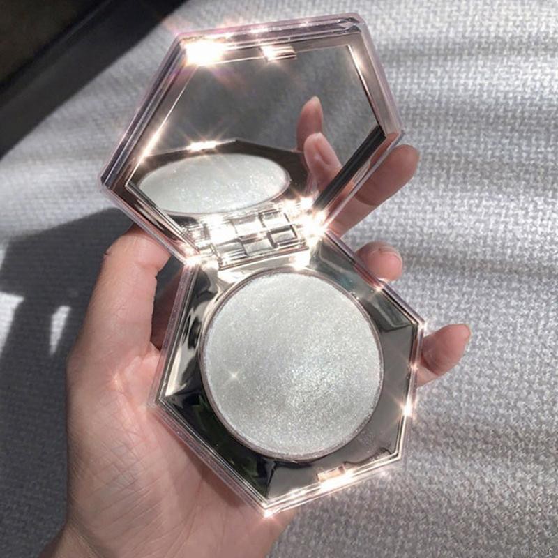 Phấn bắt sáng chống nước chống mồ hôi độ bóng sáng cao độc đáo