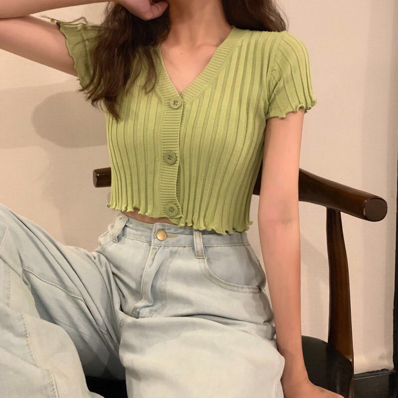 áo croptop cổ V khuyu ngực chất liệu len dệt kim