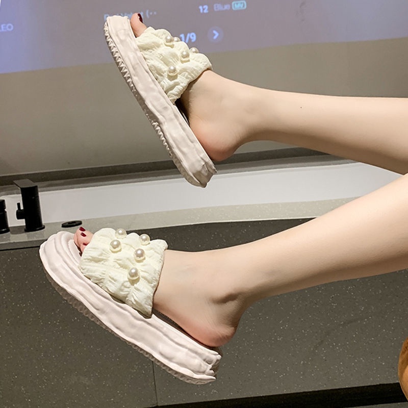 Hàng Có Sẵn ~ Dép Sandal Đế Dày Mềm Mại Đính Ngọc Trai Thời Trang Mùa Hè Bán Chạy Dành Cho Bạn Nữ Mang Ngoài Trời