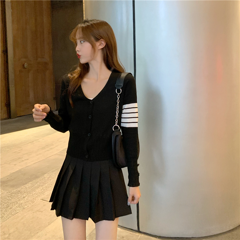 Áo Len Tay Dài Cổ Chữ V Kẻ Sọc Ngang Trẻ Trung Phong Cách Hàn Quốc 8108 | BigBuy360 - bigbuy360.vn