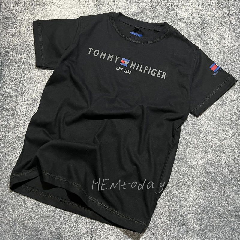 Áo Thun COTTON Màu Đen In Chữ TOMMY Thời Trang Cho Bé 1-12 Tuổi 30S