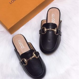 Sục gucci cho bé