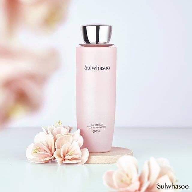 NƯỚC HOA HỒNG SE KHÍT LỖ CHÂN LÔNG  HOA MƠ SULWHASOO BLOOMSTAY 15MLl