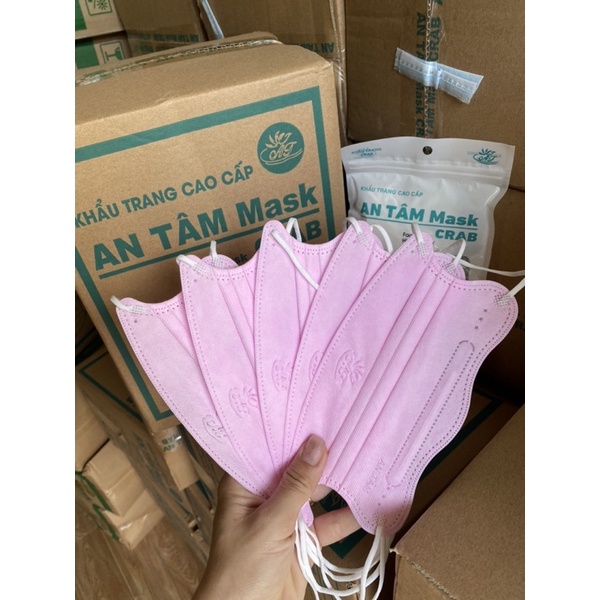 Thùng 300 chiếc khẩu trang KingKua An Tâm