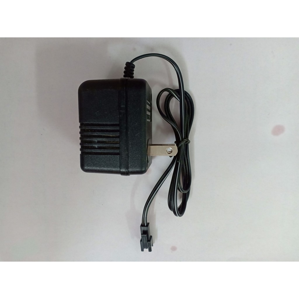 Xuongpinoto Sạc pin oto,xe điều khiển từ xa 4.8v chân dăm đen càng cua NEW