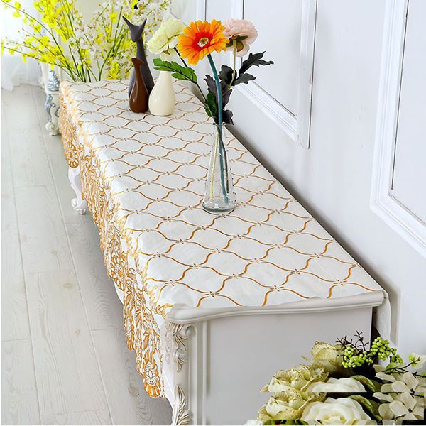 Khăn Trải Bàn Dài Kệ Tivi 50x1m-2m5 Nhũ Vàng  Chống Thấm Bẩn Sang Trọng