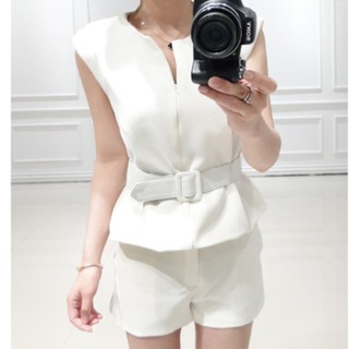 Sét vest quần đùi trắng ,áo sát lách,cổ tròn