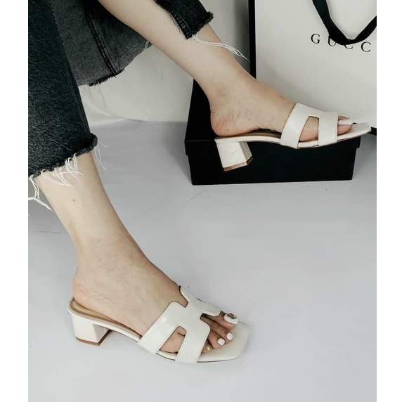 Guốc H da mịn mũi vuông gót trụ thấp - 4P