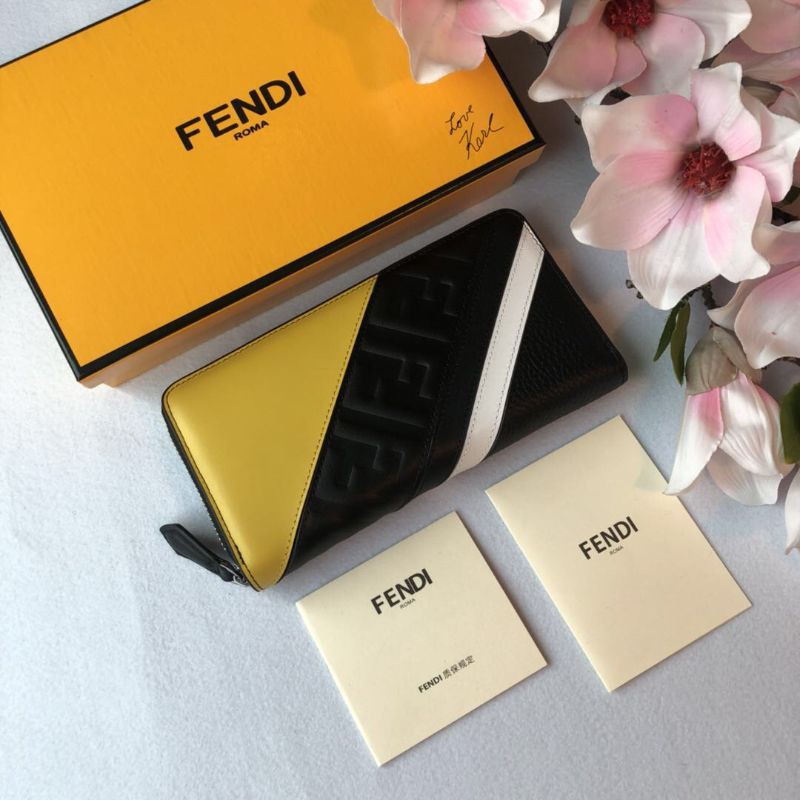 ví da nam nữ cầm tay dáng dài kéo khóa phối ba màu khác nhau Fendi FD