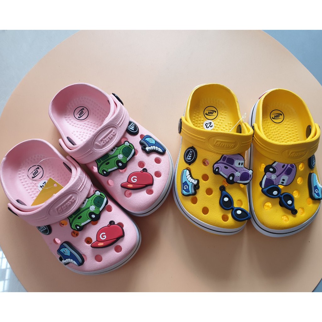 SỤC GẮN STICKER CHO BÉ TRAI BÉ GÁI- TẶNG KÈM 6 STICKER CUTE