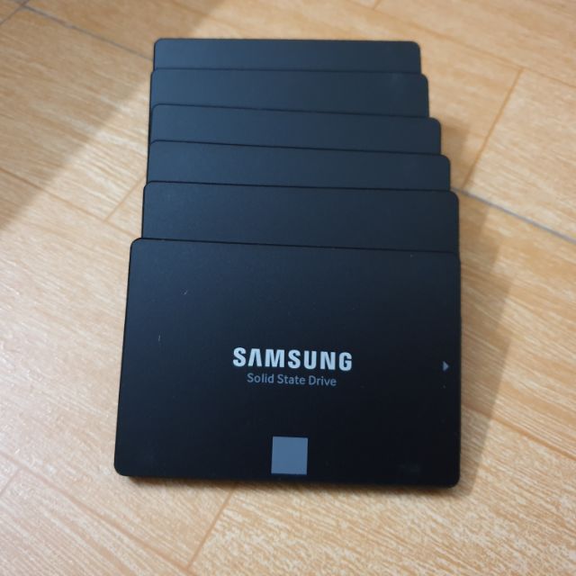 Ổ cứng SSD Samsung 850 evo 120GB (Hỗ trợ kích hoạt Window bản quyền)