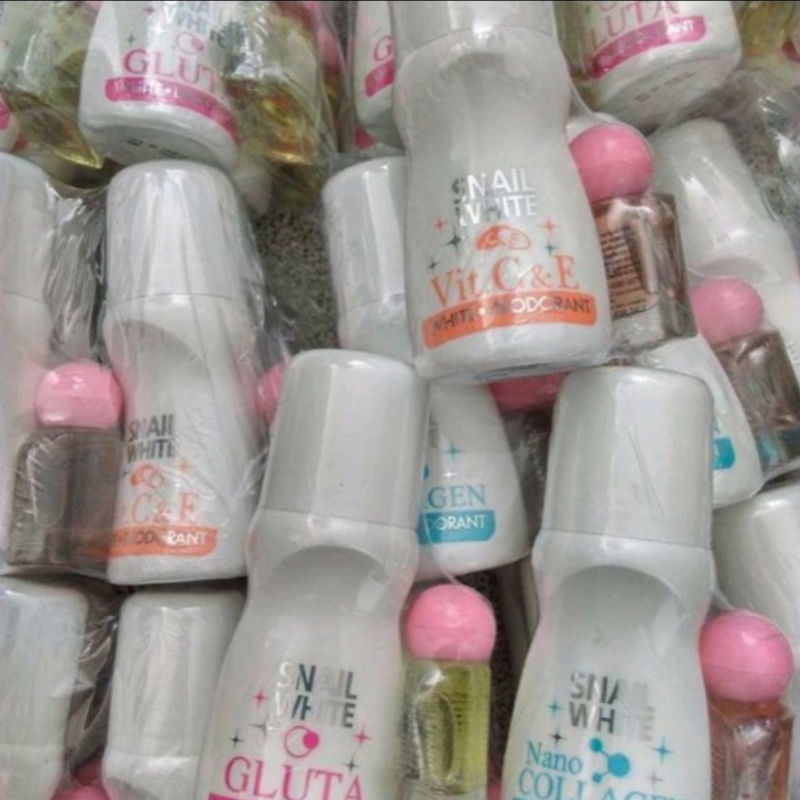 Chai lăn khử mùi tặng kèm nước hoa