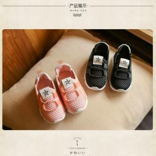 Giày bé hàng Trung xuất Nhật