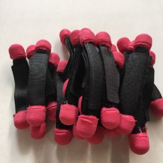 Bịt mỏ và bịt cựa gà