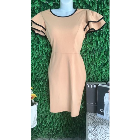 Thanh lý đầm body size M new