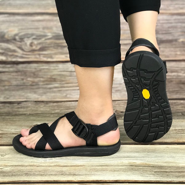 [Mua Kèm Áo Thun 0Đ] Giày Sandal Couple Quai Dù Nam Nữ Kiểu Xỏ Ngón Quai Chéo Kiểu Dáng Truyển Thống