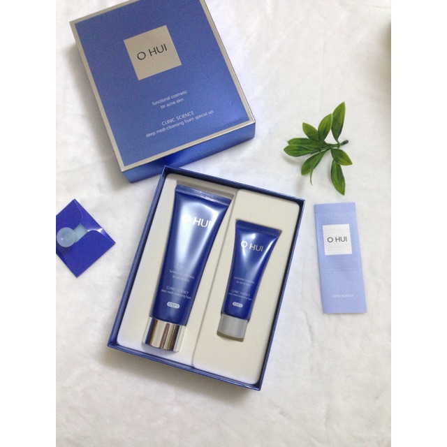 sữa rửa mặt ohui xanh Ohui Clinic Science Deep Medi-Cleansing Foam