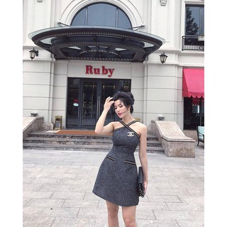Váy dạ cổ yếm gắn xích vàng