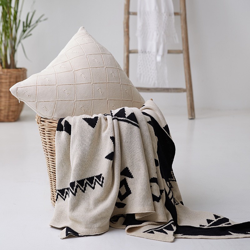 Vỏ gối vuông chất liệu cotton hữu cơ kích thước 50x50cm bền đẹp,hiện đại,cao cấp