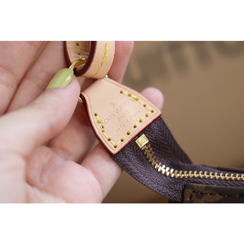 Túi nữ LV monogram dáng kẹp nách bản super size 20cm