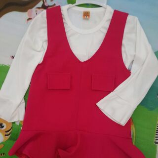 Váy cho bé chị Bui Phượng
