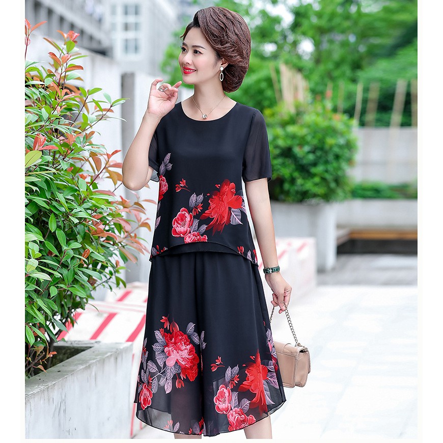 Bộ quần áo ống rộng  mùa hè cho mẹ | BigBuy360 - bigbuy360.vn