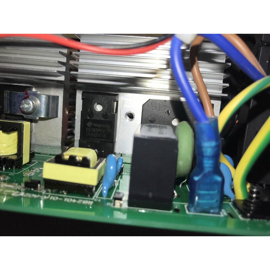 Máy hàn que RILAND MMA 200E - CHÍNH HÃNG 100%