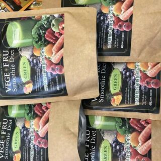 Sinh tốt giảm cân Vege Fru Smoothie Diet Green của Nhật
