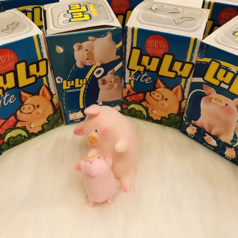 Bộ 2 mô hình Heo lớn &amp; heo nhỏ Lu Lu