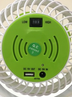 Quạt sạc mini đa năng Comet CRF0206