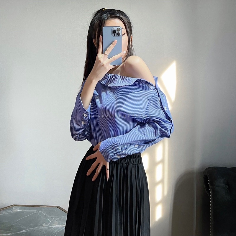 Áo Sơ Mi Xanh Lệch Vai