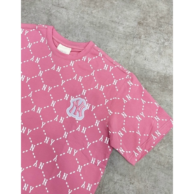 Áo thun A MLB Nam Nưx NEW YORK YANKEES MONOGRAM DIAMOND T-SHIRT