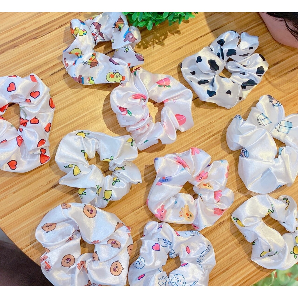 Cột tóc Srunchies tiểu thư, trẻ trung