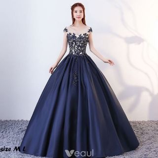 Đầm maxi dạ hội đính hoa