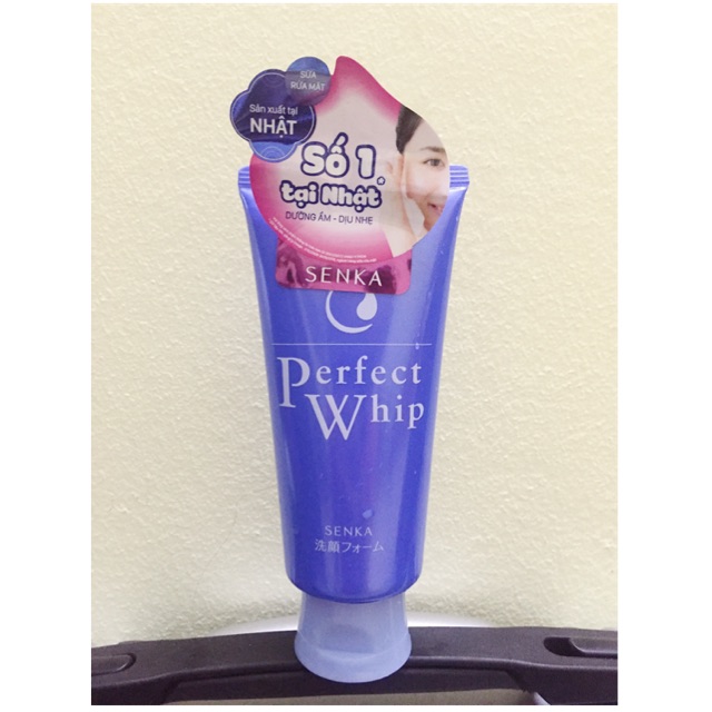 Sữa rửa mặt Senka Perfect whip