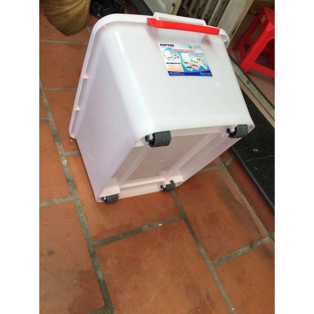 Thùng Nhựa vuông 30 lít Duy Tân No.750 - có bánh xe HONEYSHOP86