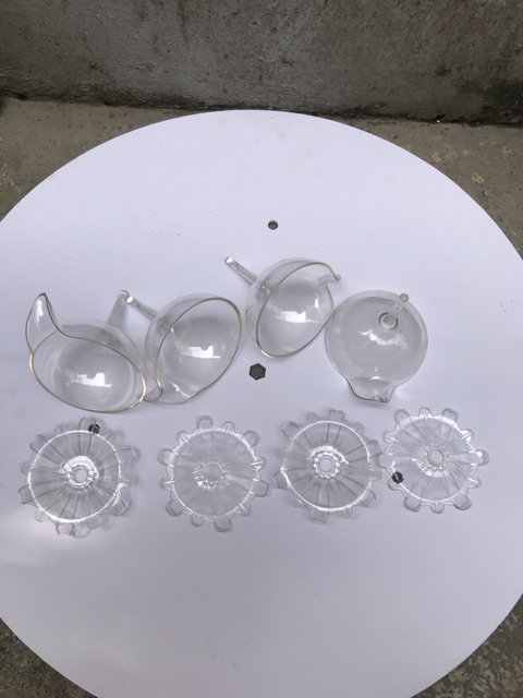 Ly Một Miệng Tháp Ly