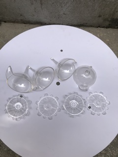 Ly Một Miệng Tháp Ly