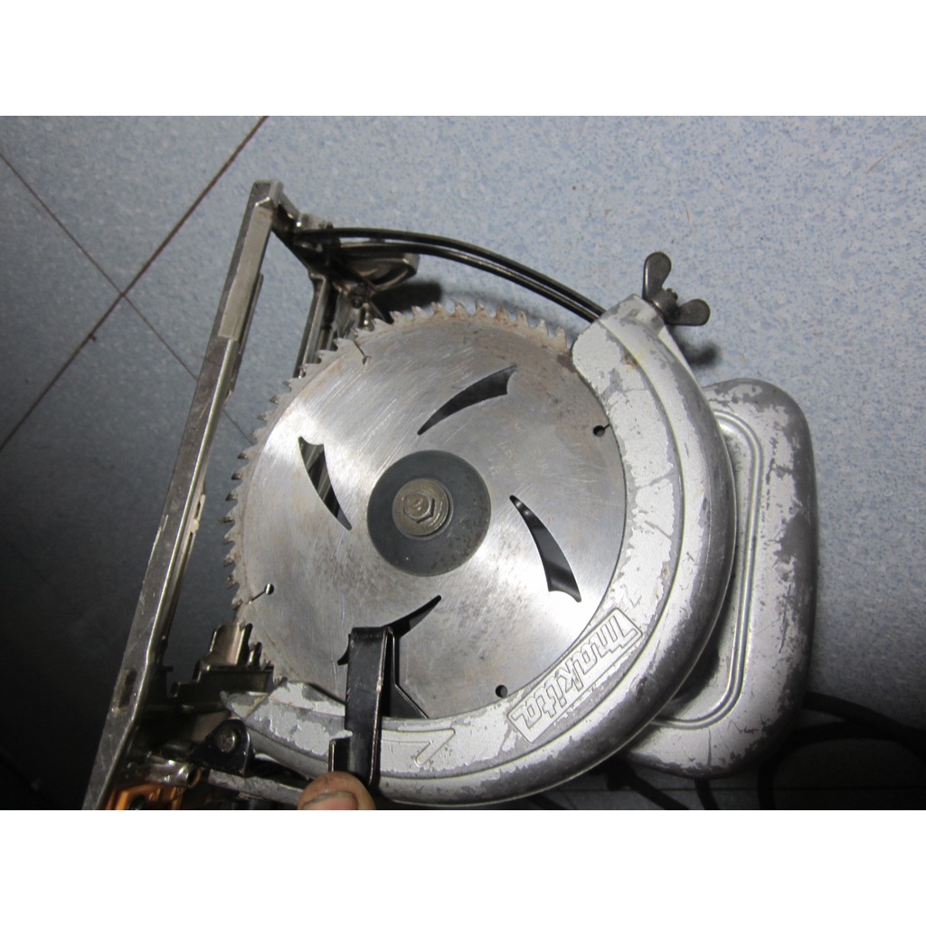 Máy cưa đĩa cầm tay Makita hàng bãi nội địa Nhật