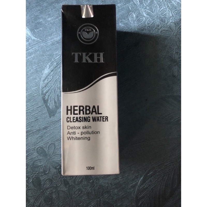 SỮA RỬA MẶT DETOX TRẦN KIM HUYỀN